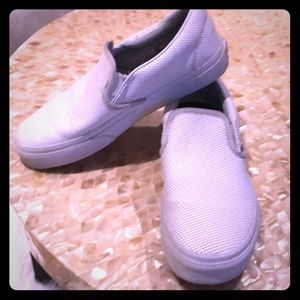 Vans Perforated Leather Asher Womens Skate